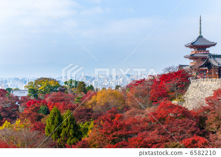 清水寺三塔 6582210