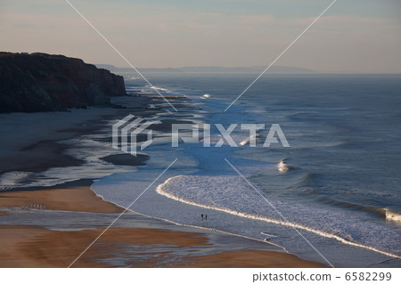 Ocean coast Ocean coast 6582299