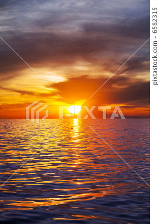 Sea sunset Sea sunset 6582315