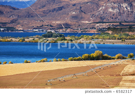 Rural landscapes 6582317