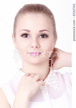 Young girl posing Young girl posing 6582581