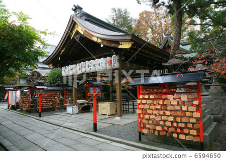 Along the precincts of Kanpei Yasui Along the precincts of Kanpei Yasui 6594650