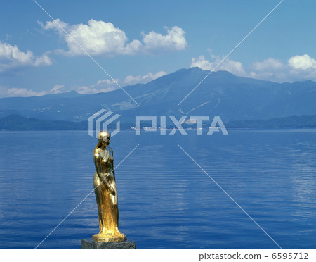 Tatsuko Hime的雕像 6595712