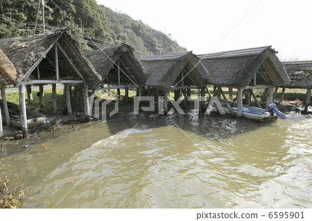 A funnel A funnel 6595901