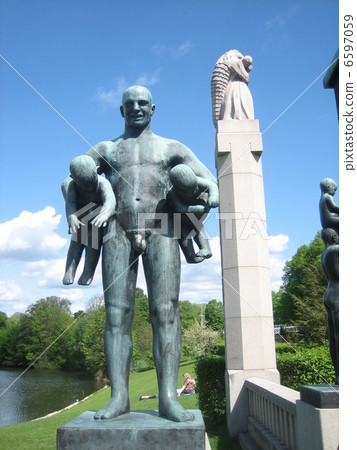 Frogner Park 6597059
