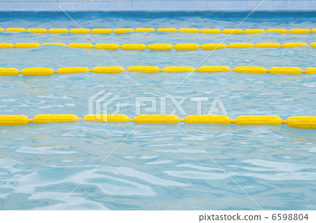 游泳池 6598804