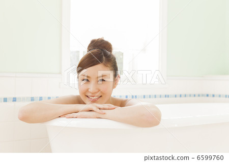 Bath time Bath time 6599760