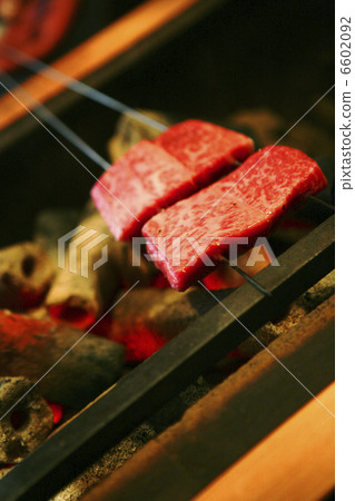 Meat's skewers 6602092
