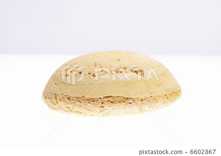 Grilled on the white back with Carmine 6602867