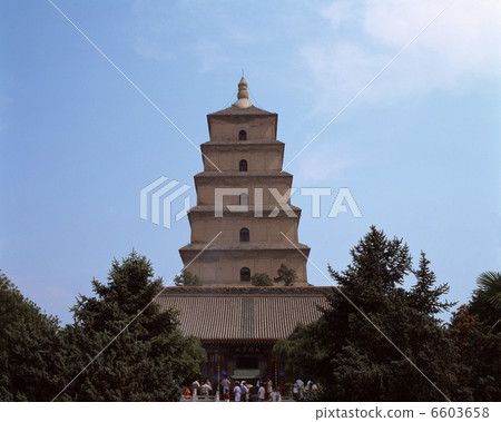 Large goose tower 6603658