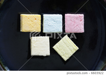 French sweets on a dark blue plate, Gimouve 6603922