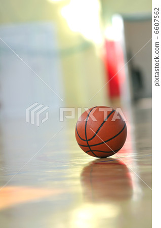 basketball ball 6607562