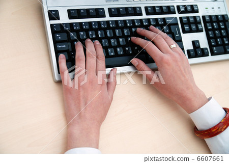 Business woman in office Business woman in office 6607661