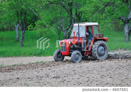 rural field farming rural field farming 6607881
