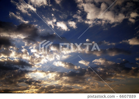 Cloudy sky Cloudy sky 6607889