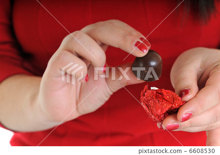 chocolatete in hand chocolatete in hand 6608530