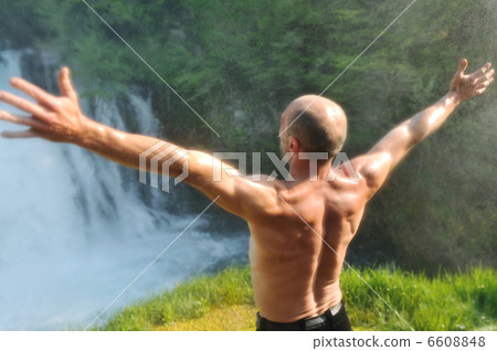 man waterfall 6608848