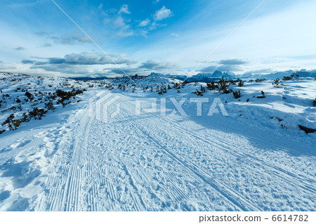 Beautiful winter mountain landscape. Beautiful winter mountain landscape. 6614782