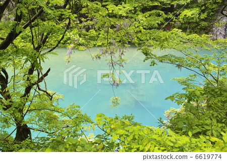 Cockpit valley Cockpit valley 6619774