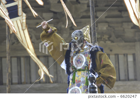 Buddhist temple music 6620247