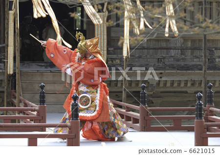 Buddhist temple music 6621015