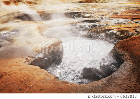 Thermal zone in Iceland Thermal zone in Iceland 6632813