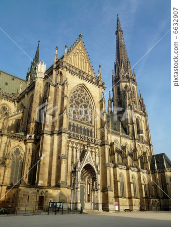Austria · Linz · Cathedral 6632907