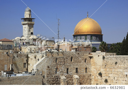 寺廟小山的岩石圓頂 寺廟小山的岩石圓頂 6632981