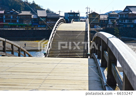 從右岸看到的“金泰橋”(山口縣岩國市岩國市) 從右岸看到的“金泰橋”(山口縣岩國市岩國市) 6633247