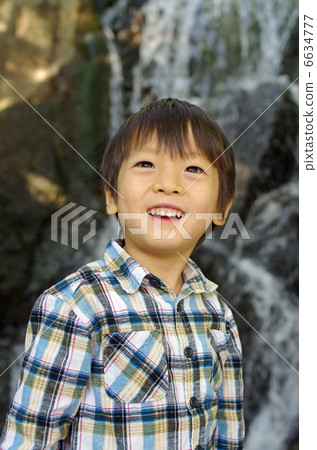 Waterfall and children 6634777