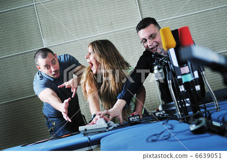 young people group 6639051