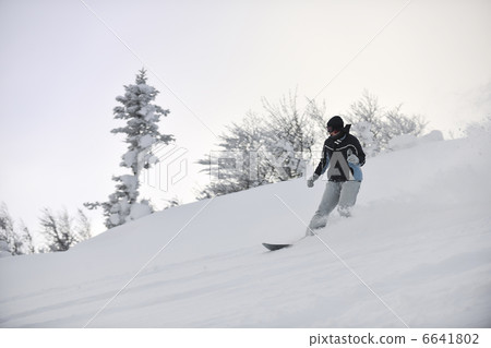 freestyle snowboarder freestyle snowboarder 6641802