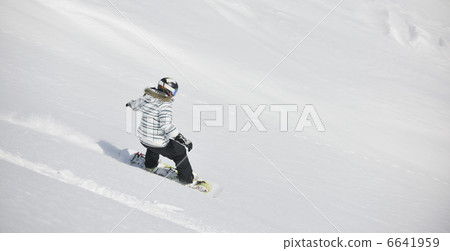snowboard woman 6641959