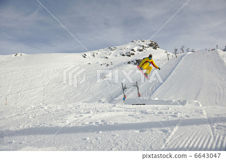 snowboarder extreme jump snowboarder extreme jump 6643047