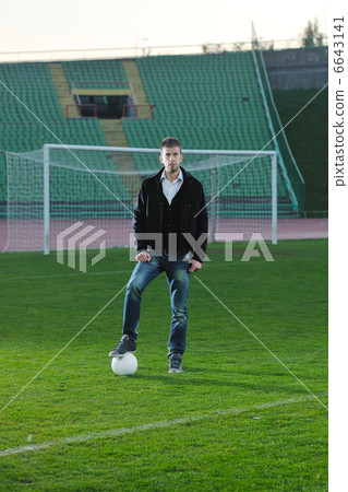 business man in sport 6643141