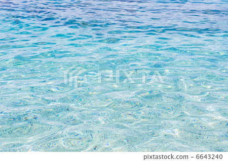 Nishibaya, transparent sea (Okinawa, Kerama, Akajima) 6643240