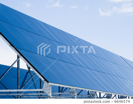 冬季大型太陽能發電廠 6646574