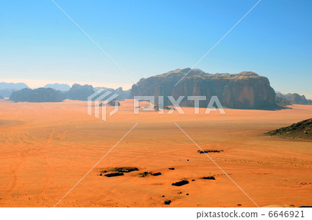 Wadi Rum's in Jordan 6646921