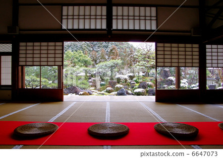 Snow garden of Myomonji temple Snow garden of Myomonji temple 6647073