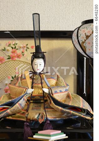 一個娃娃 一個娃娃 6648280