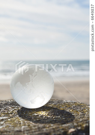 Earth coast 6649837