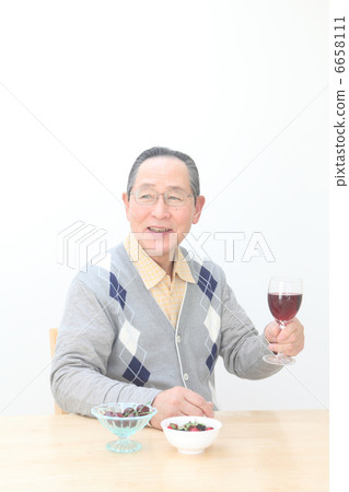 Grandpa wine image Grandpa wine image 6658111