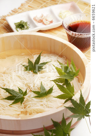 麺 麺 6659621