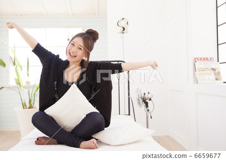 Women who grow with bed rules Women who grow with bed rules 6659677