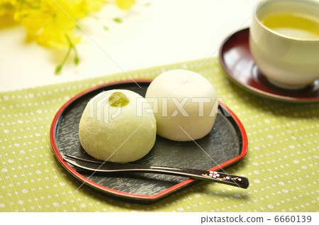 Daifuku rice cake and gourd mochi 6660139