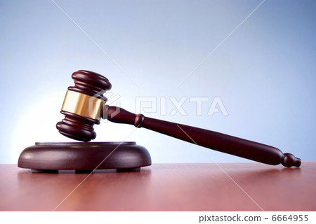 brown gavel 6664955