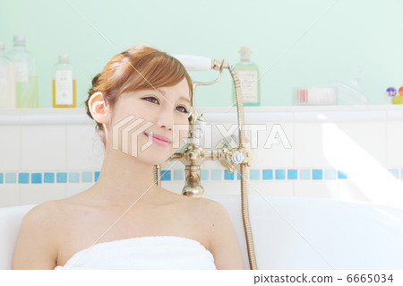 Bath image Bath image 6665034