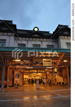 Mojiko Station 6666220