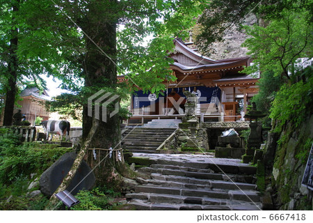 高見靖國神社 高見靖國神社 6667418