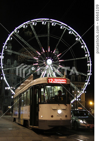 電車和摩天輪 6668109
